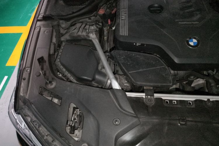 Used BMW 5 Series 2021 530Li Luxury Edition M Sport Package Engine Bay Right