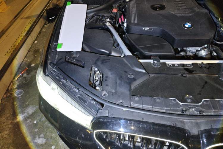 Used BMW 5 Series 2021 Facelifted 525Li M Sport Package Engine Bay Right