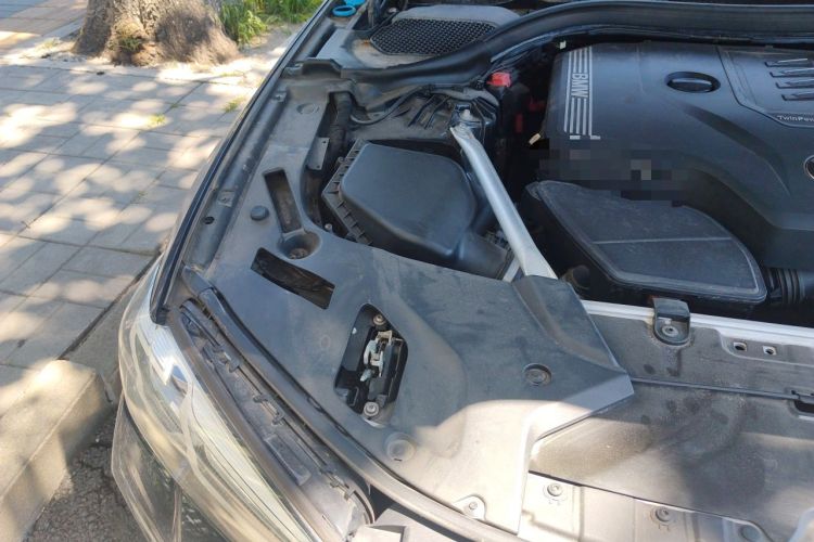 Used BMW 5 Series 2021 530Li Luxury Edition M Sport Package Engine Bay Right