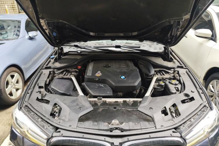 Used BMW 5 Series 2021 530Li Leading Model M Sport Package Engine Bay