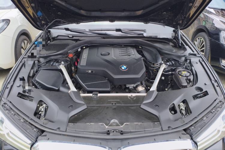 Used BMW 5 Series 2021 525i M Sport Package Engine Bay