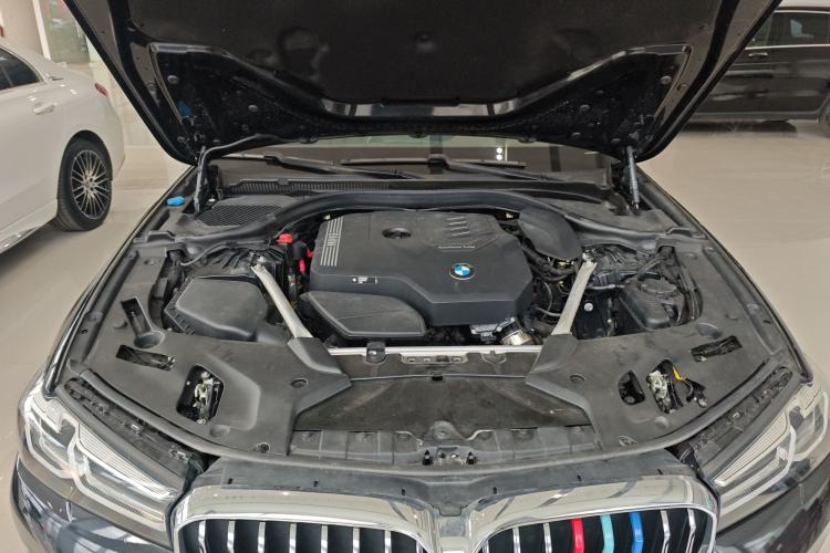 Used BMW 5 Series 2021 525Li Luxury Package Engine Bay