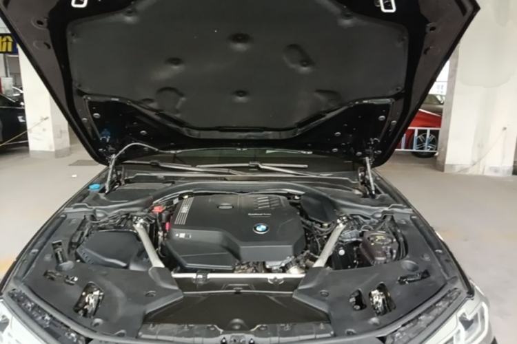 Used BMW 5 Series 2021 525i M Sport Package Engine Bay