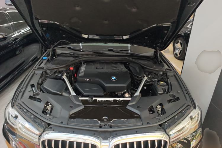 Used BMW 5 Series 2021 525Li Luxury Package Engine Bay