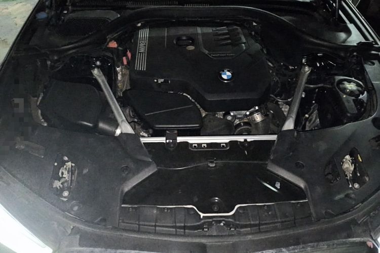 Used BMW 5 Series 2021 525Li Luxury Package Engine Bay