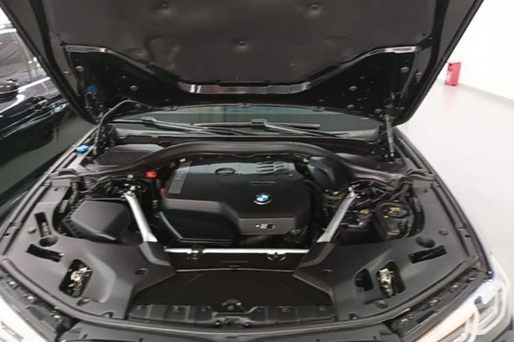 Used BMW 5 Series 2021 530i M Sport Package Engine Bay