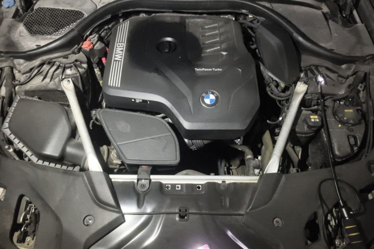 Used BMW 5 Series 2021 530Li Leading Model M Sport Package Engine Bay