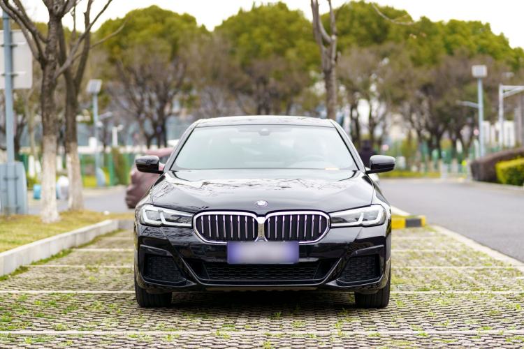 Used BMW 5 Series 2021 Facelifted 530Li Leading Edition M Sport Package Exterior 1