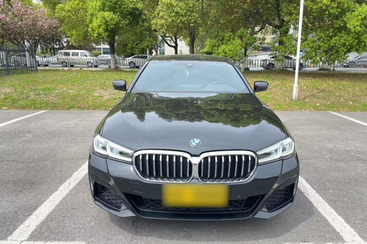Used BMW 5 Series 2021 Facelifted 530Li Leading Edition M Sport Package Exterior 1