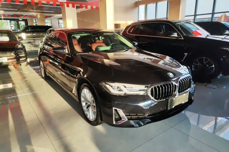 Used BMW 5 Series 2021 525Li Luxury Package Exterior 1