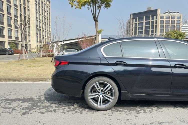 Used BMW 5 Series 2021 530Li Leading Luxury Package Exterior 1