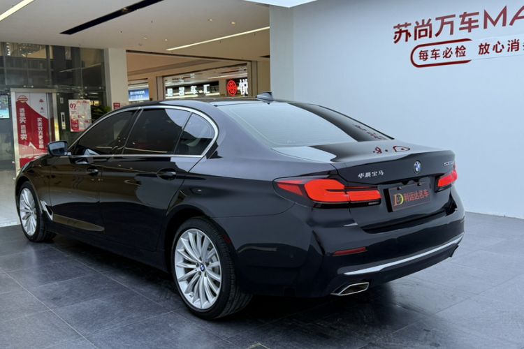 Used BMW 5 Series 2021 Updated 530Li Luxury Package Premium Edition Exterior 2