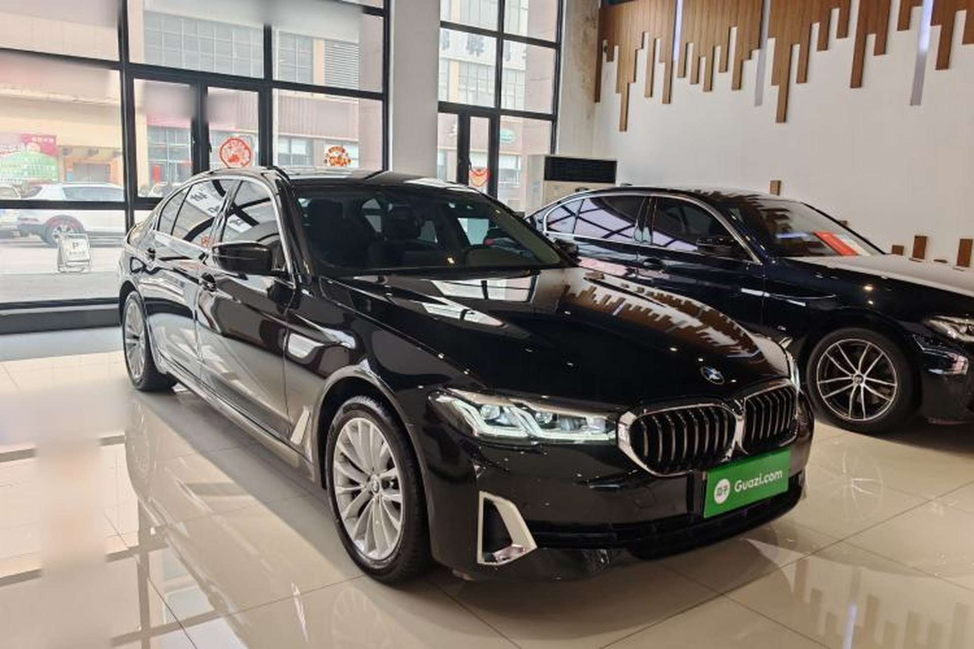 Used BMW 5 Series 2021 525Li Luxury Package Exterior 2