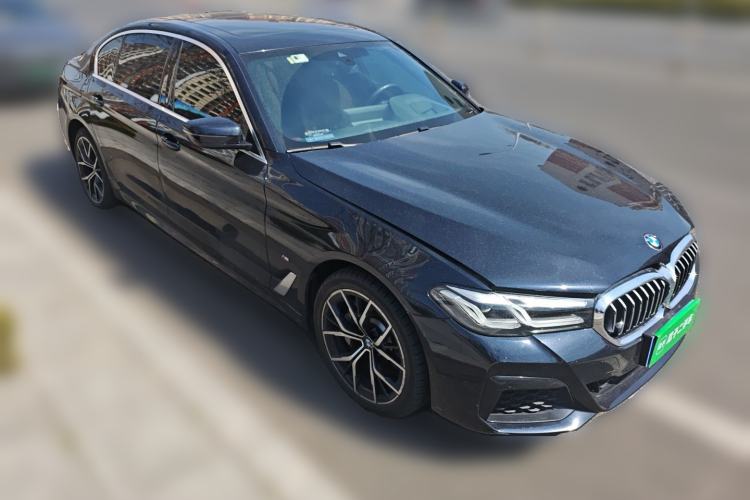 Used BMW 5 Series 2021 Restyled 530Li Luxury Edition M Sport Package Exterior 2