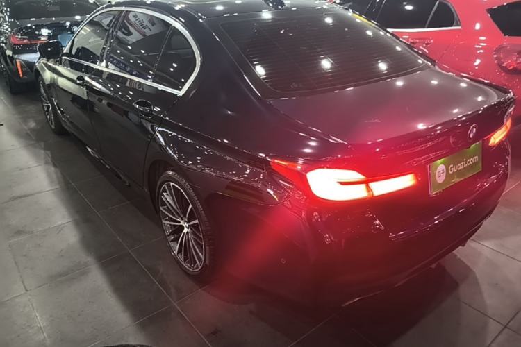 Used BMW 5 Series 2021 530Li Leading Model M Sport Package Exterior 2