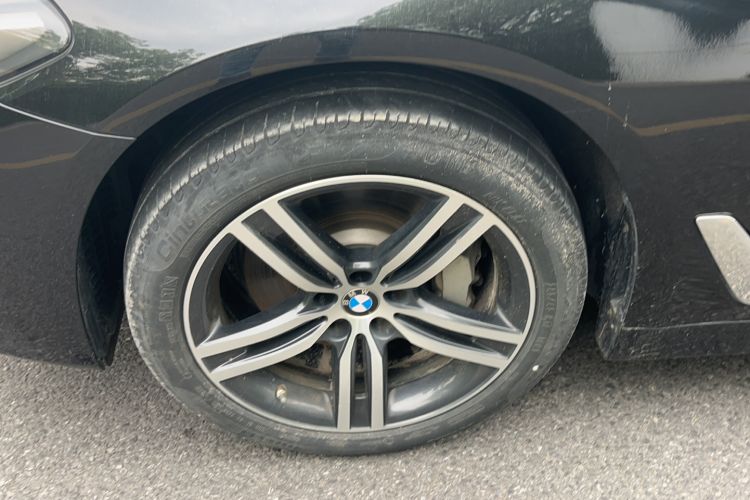 Used BMW 5 Series 2021 530Li Leading Luxury Package Exterior 2