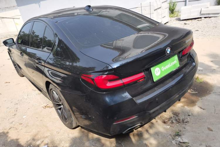 Used BMW 5 Series 2021 525i M Sport Package Exterior 2