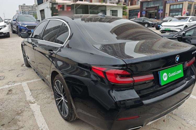 Used BMW 5 Series 2021 Facelifted 530Li Leading Edition M Sport Package Exterior 2