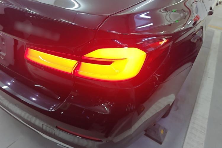 Used BMW 5 Series 2021 530Li Leading Luxury Package Exterior 3