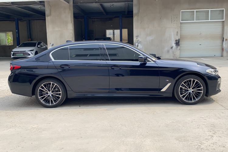 Used BMW 5 Series 2021 530Li xDrive M Sport Package Exterior 3