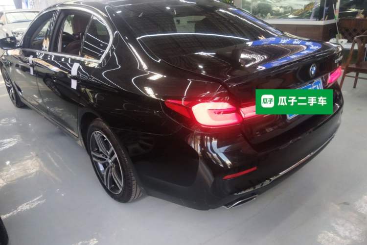 Used BMW 5 Series 2021 Restyled 530Li Leading Edition Luxury Package Exterior 3