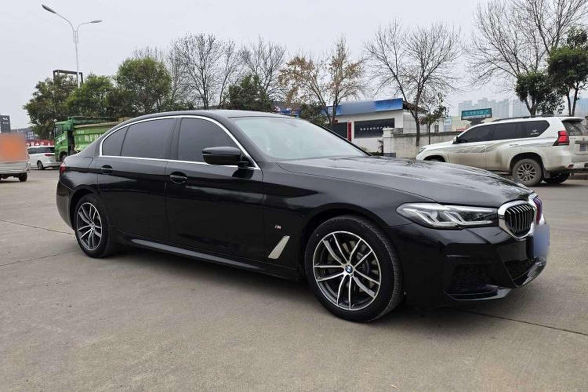 Used BMW 5 Series 2021 525Li M Sport Package Exterior 3