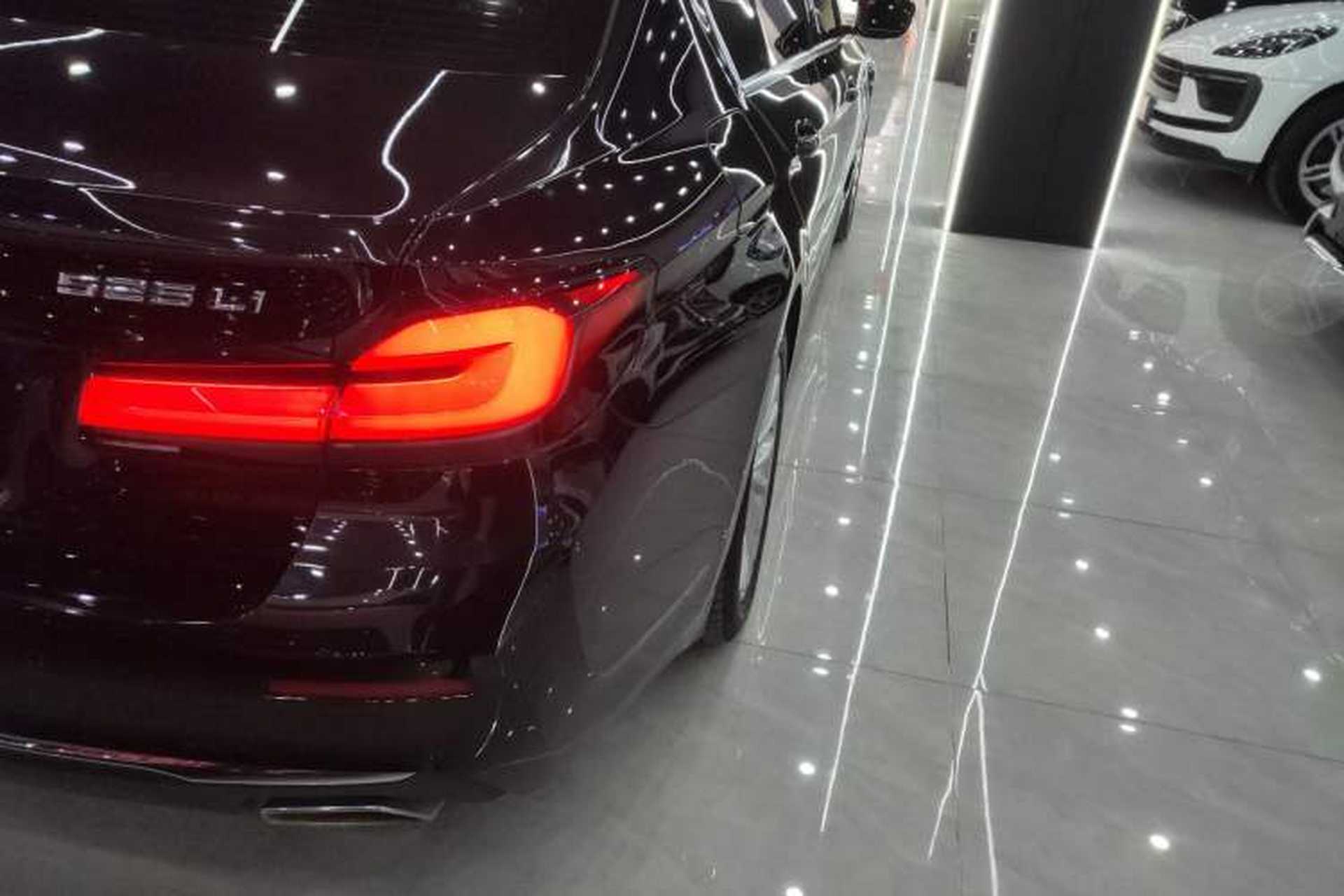 Used BMW 5 Series 2021 525Li Luxury Package Exterior 3