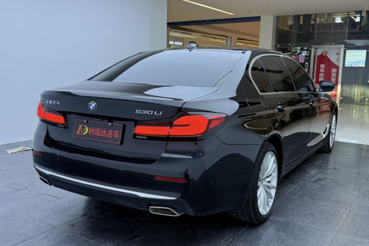 Used BMW 5 Series 2021 Updated 530Li Luxury Package Premium Edition Exterior 4