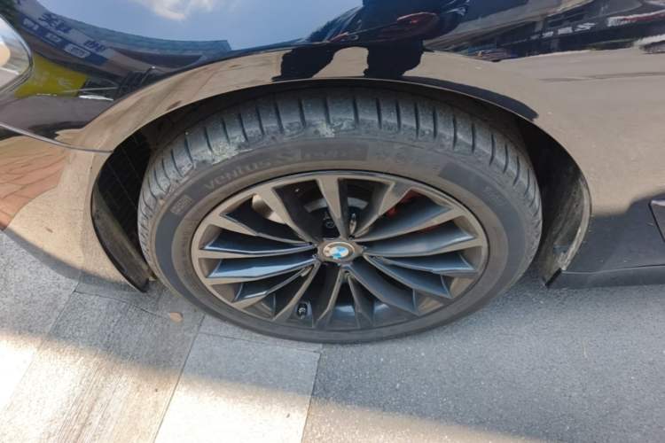 Used BMW 5 Series 2021 525Li Luxury Package Exterior 4