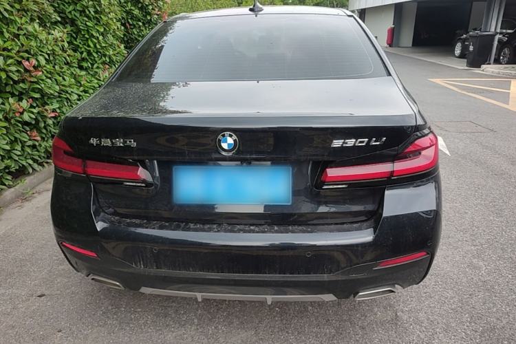 Used BMW 5 Series 2021 530Li Luxury Edition M Sport Package Exterior 4