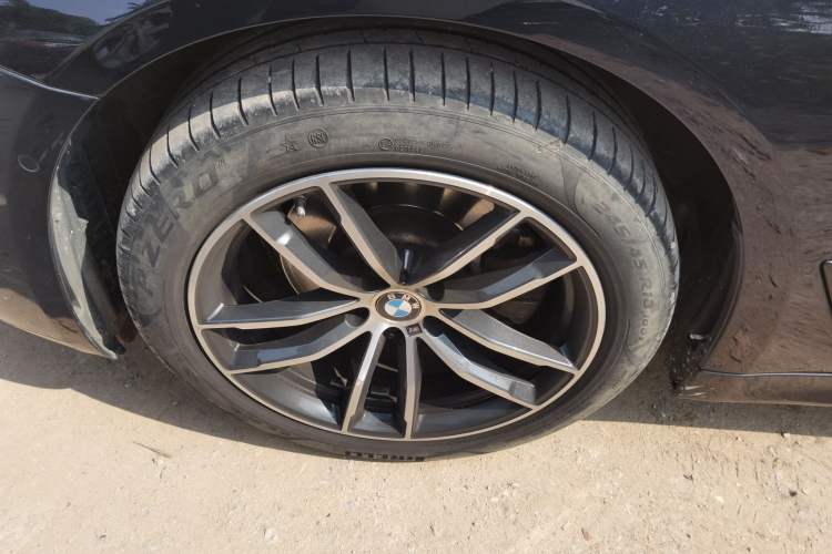 Used BMW 5 Series 2021 525i M Sport Package Exterior 4