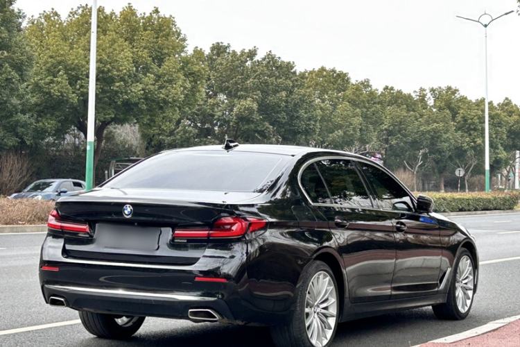 Used BMW 5 Series 2021 530Li Luxury Edition Premium Package Exterior 4