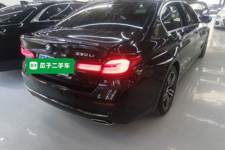 Used BMW 5 Series 2021 Restyled 530Li Leading Edition Luxury Package Exterior 5