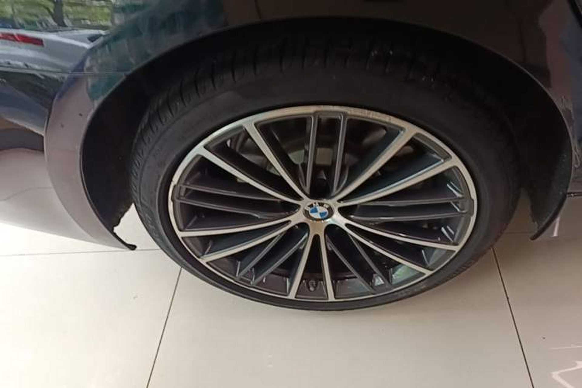 Used BMW 5 Series 2021 530Li Leading Model M Sport Package Exterior 5