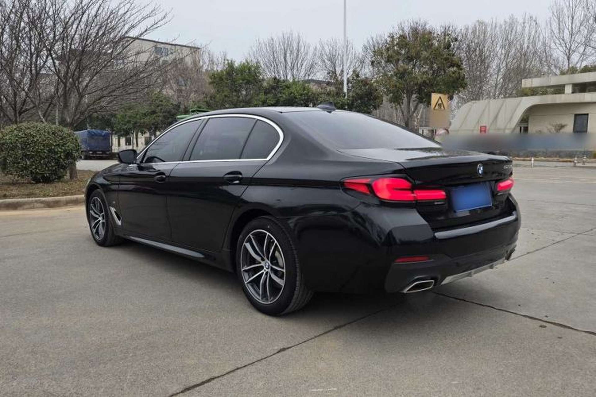 Used BMW 5 Series 2021 525Li M Sport Package Exterior 5