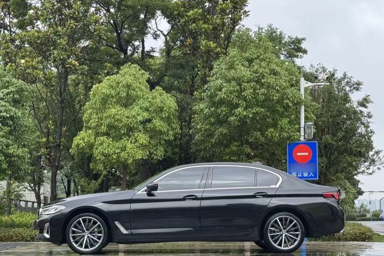 Used BMW 5 Series 2021 530Li Luxury Edition Premium Package Exterior 6