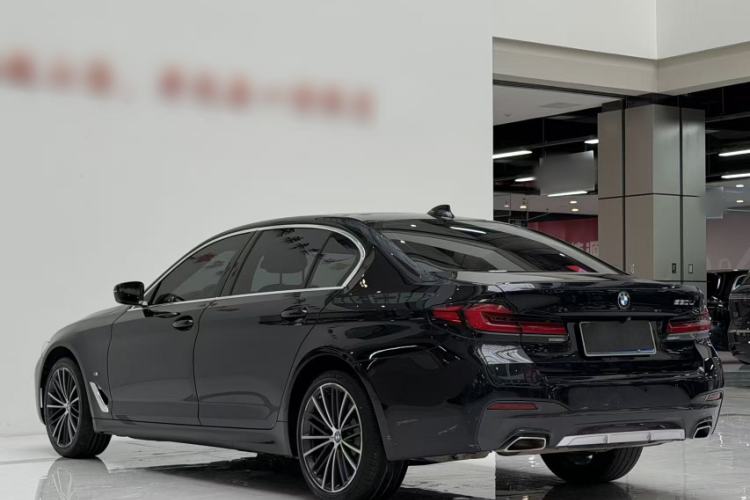 Used BMW 5 Series 2021 Facelifted 530Li Leading Edition M Sport Package Exterior 7