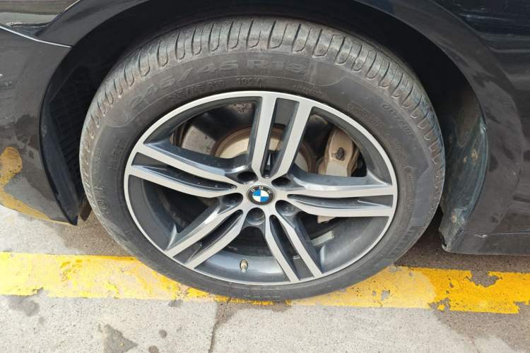 Used BMW 5 Series 2021 Restyled 530Li Leading Edition Luxury Package Exterior 7