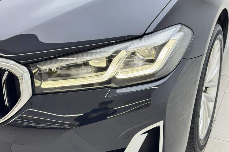 Used BMW 5 Series 2021 Updated Version 525Li Luxury Package Exterior 7