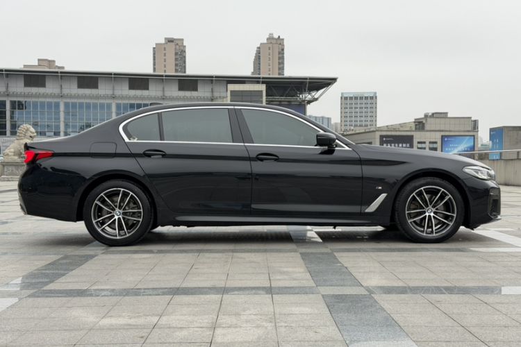 Used BMW 5 Series 2021 525Li M Sport Package Exterior 7