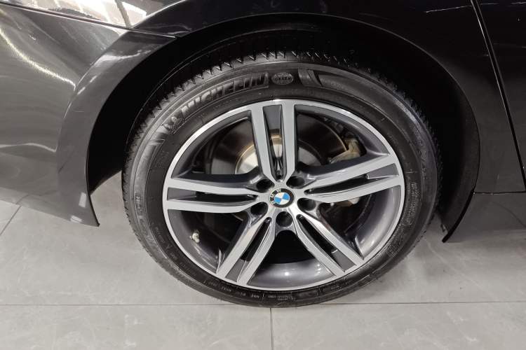 Used BMW 5 Series 2021 530Li xDrive Luxury Package Exterior 8