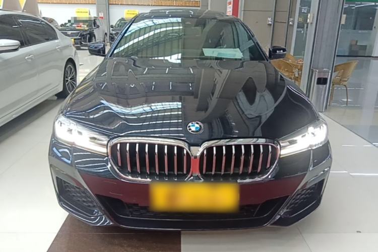 Used BMW 5 Series 2021 Facelifted 530Li Leading Edition M Sport Package Front