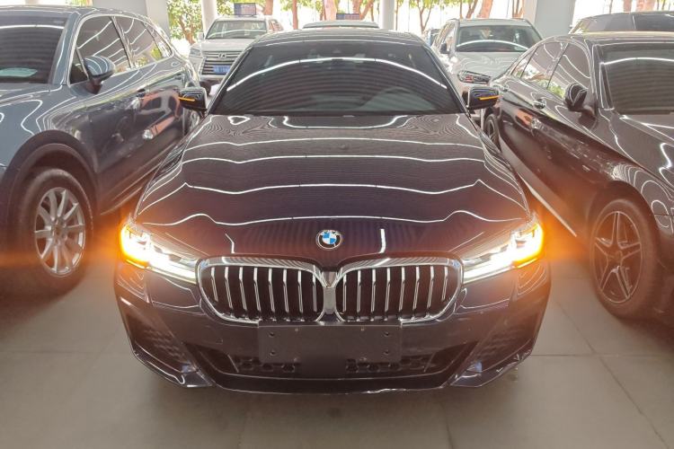 Used BMW 5 Series 2021 525Li M Sport Package Front