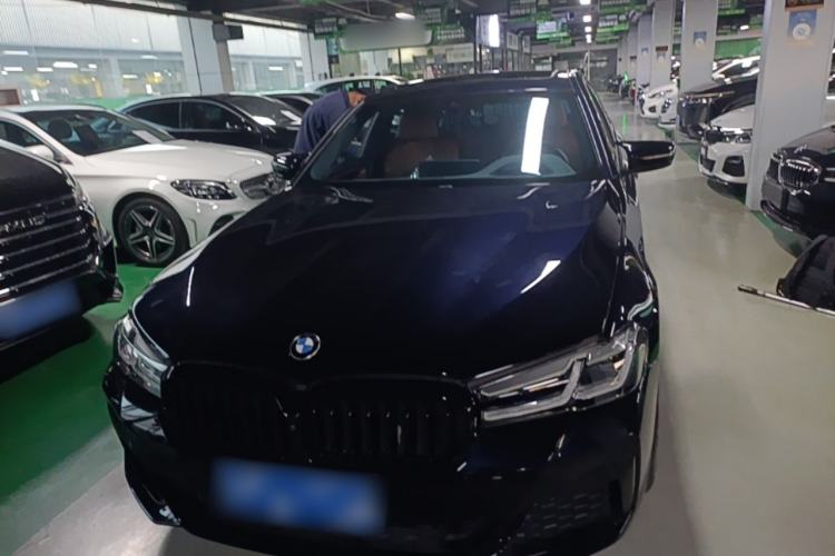 Used BMW 5 Series 2021 530i Sport Line M Sport Package Front