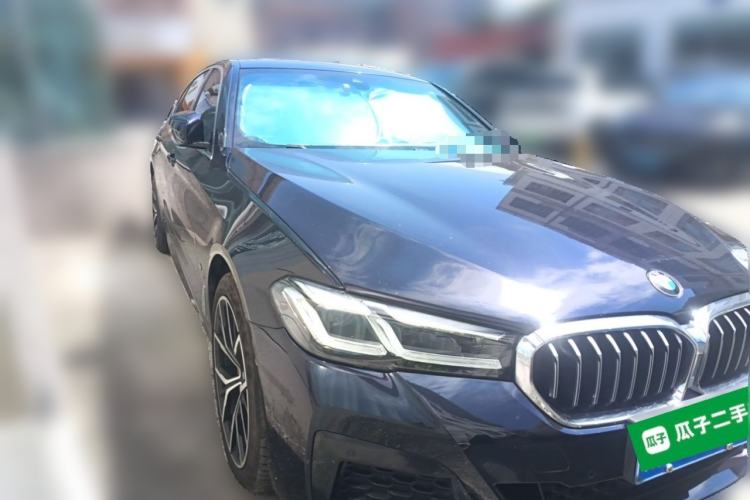 Used BMW 5 Series 2021 530Li Leading Model M Sport Package Front Right 45 Deg