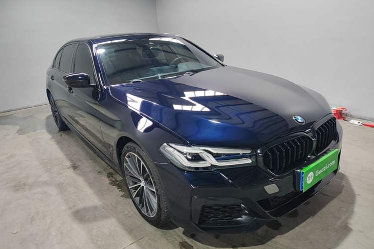 Used BMW 5 Series 2021 530Li Leading Model M Sport Package Front Right 45 Deg