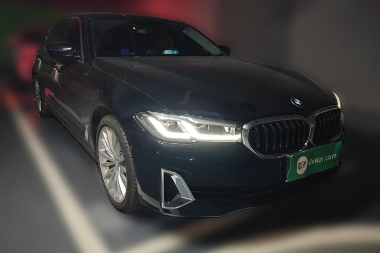 Used BMW 5 Series 2021 530Li Executive Luxury Package Front Right 45 Deg