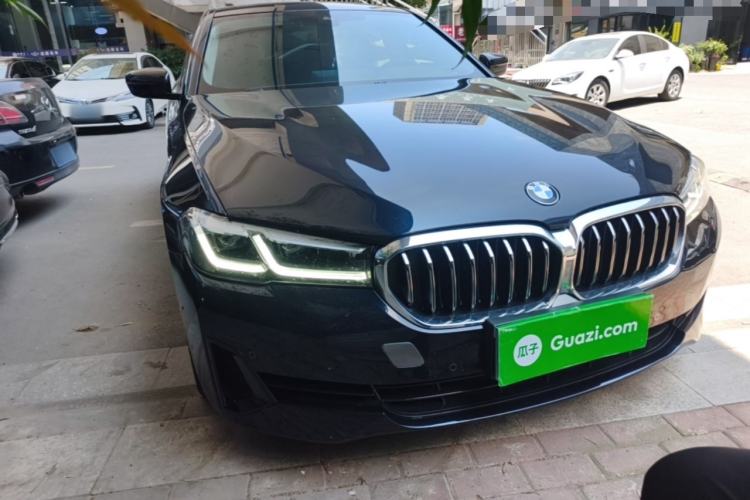 Used BMW 5 Series 2021 525Li Luxury Package Front Right 45 Deg