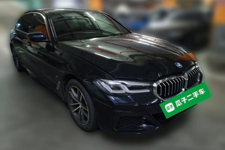 Used BMW 5 Series 2021 525Li M Sport Package Front Right 45 Deg