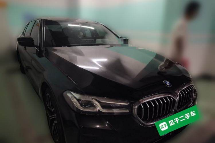 Used BMW 5 Series 2021 530Li Luxury Edition M Sport Package Front Right 45 Deg